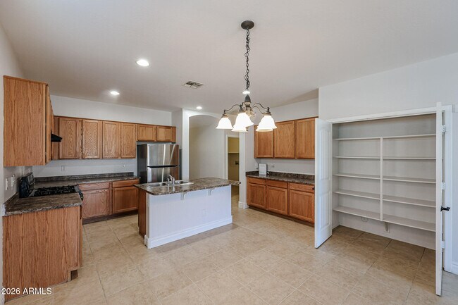 Foto del edificio - 17765 W Bridger St