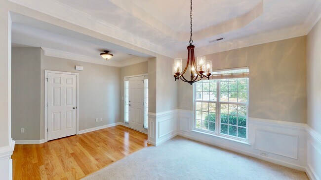 Foto del edificio - 8321 Suttonview Dr