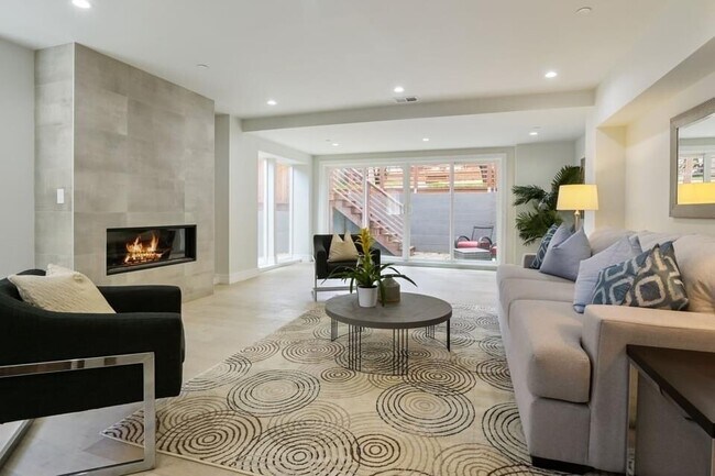 Foto del edificio - 3179 Cesar Chavez St