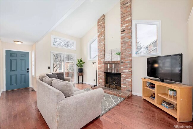 Building Photo - 4193 S Fraser Way