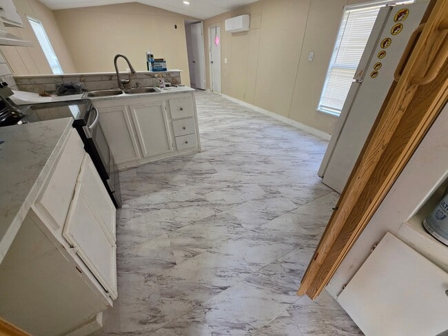 Foto del edificio - 675 Tallow St