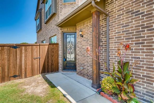 Building Photo - 812 Newhaven Dr