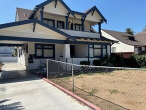 Building Photo - 4338 University Ave