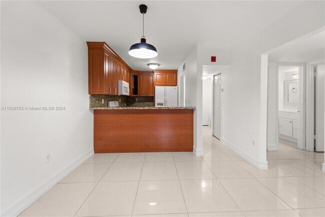 Building Photo - 8990 SW 24th St