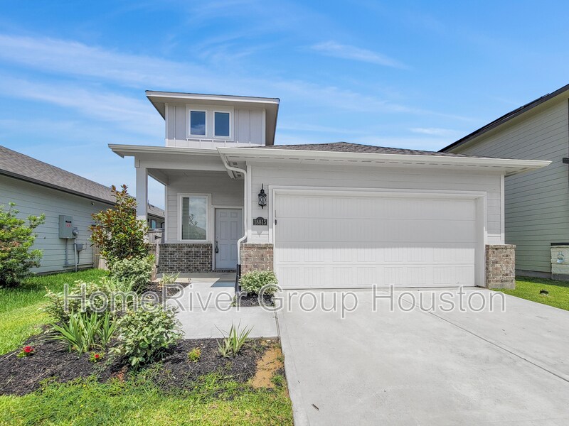 Foto principal - 18815 Chisholm Mdws Dr