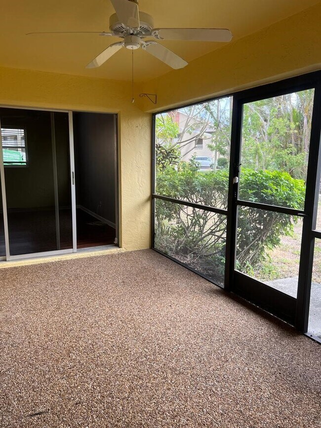 Foto del edificio - 4341 Country Club Blvd