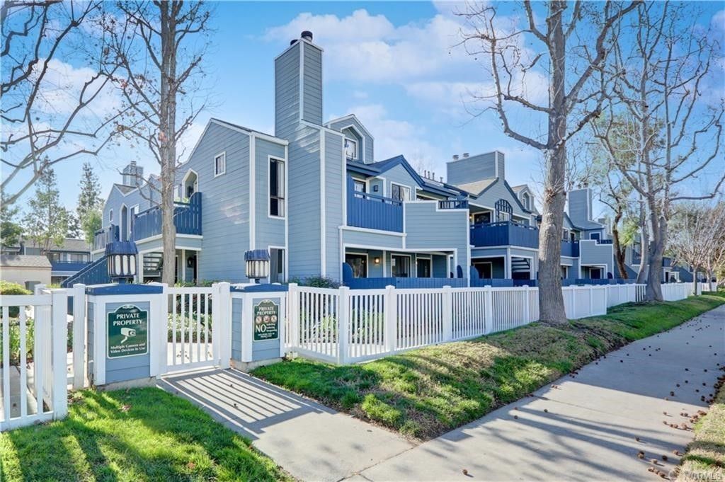 Foto principal - 7322 Quill Dr
