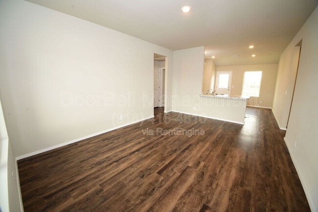 Foto del edificio - 3004 E 12th St