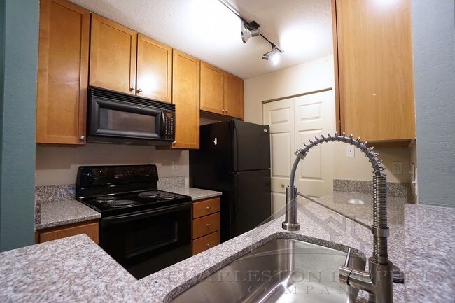 Foto del edificio - 276 Alexandra Street 7-Mount Pleasant