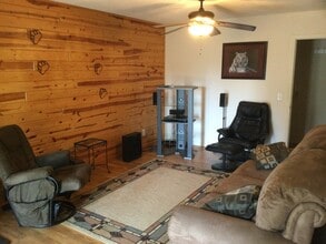 Building Photo - 709 Virgil View Ln