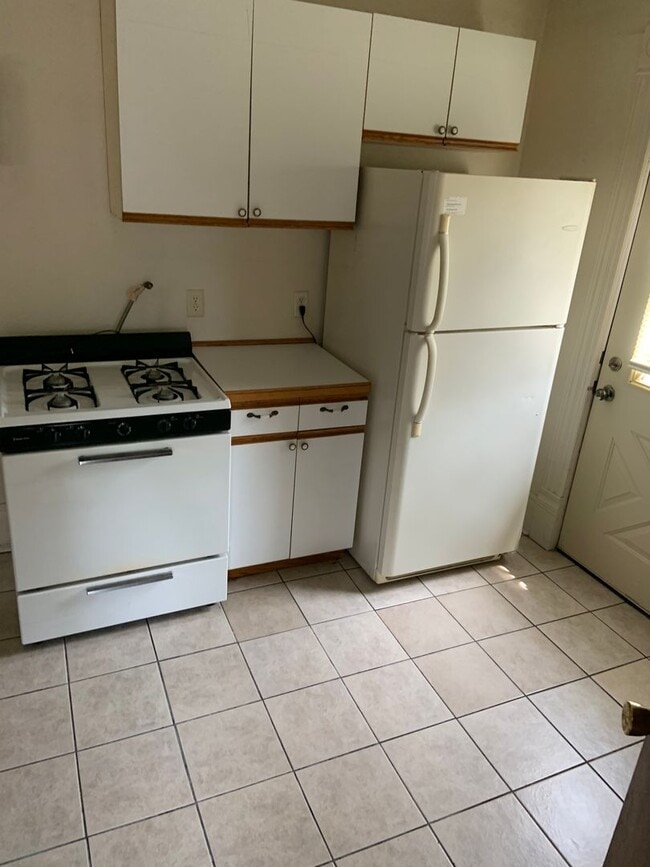 Building Photo - pp512