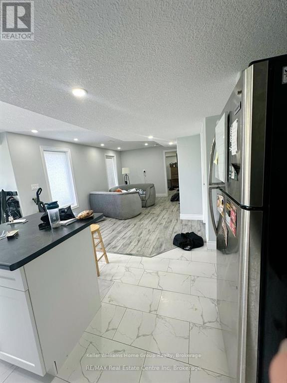 Photo du bâtiment - 277 MacAlister Blvd