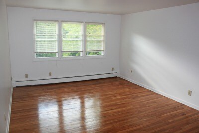 Building Photo - Cottage Street Apartments LLC - 55-1D