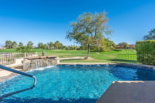 Building Photo - 38 Pine Valley Dr