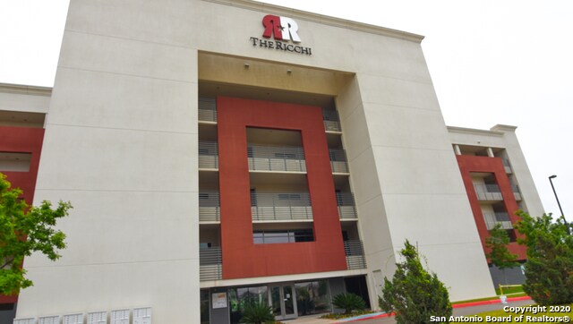 Building Photo - 17902 La Cantera Pkwy