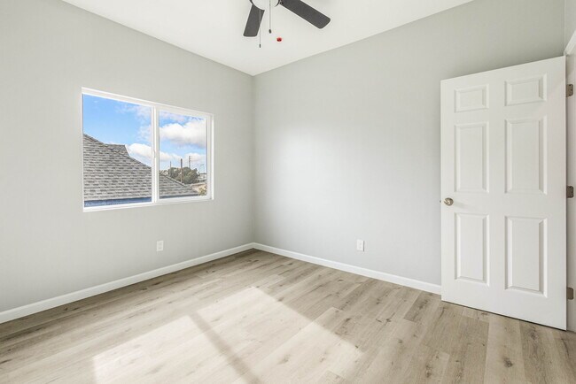 Foto del edificio - 2086 Kearney Ave