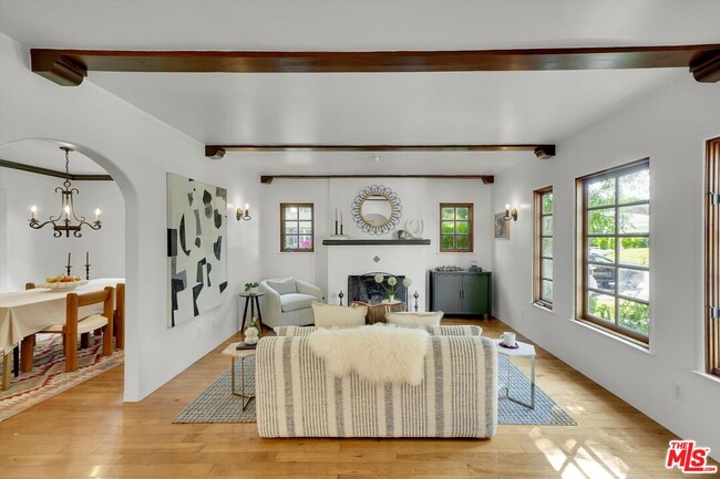 Building Photo - 4300 Laurelgrove Ave