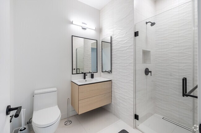 Baño - Private Furnished Suites in a Premium Co-Living Community in Beverly Grove