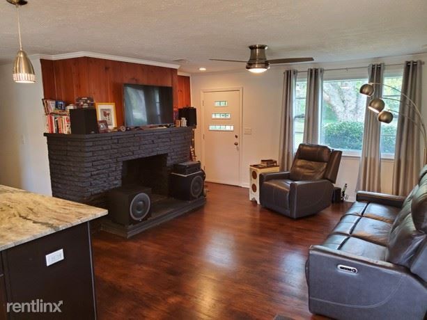 Foto del edificio - 2 br, 2 bath House - 2545 Tinnin Rd
