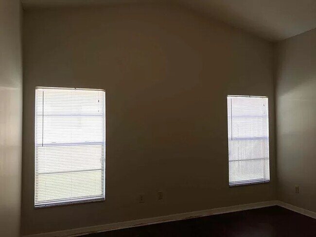 Foto del edificio - 5638 Grand Canyon Dr