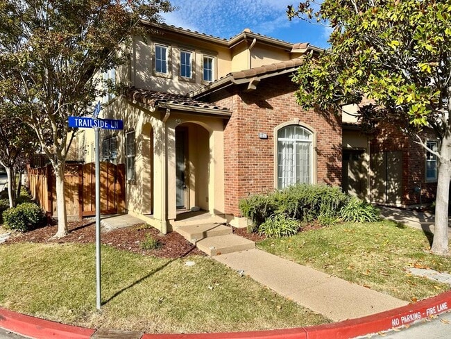 Foto del edificio - 1357 Trailside Ln