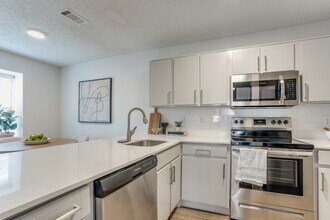 Building Photo - Wray North Dallas