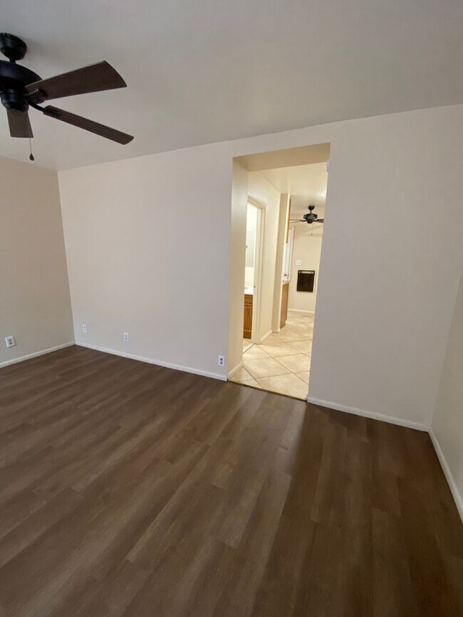 Foto del edificio - 6827 Michigan Ave