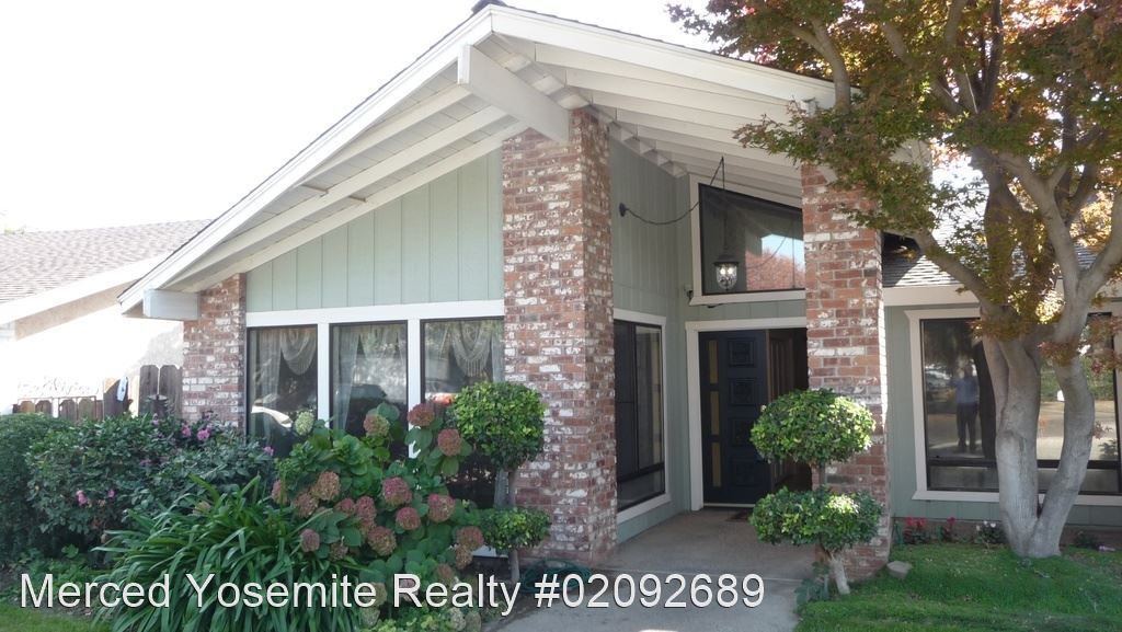 Primary Photo - 4 br, 2.5 bath House - 1902 Saratoga Ct