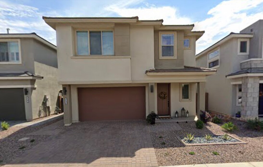 Primary Photo - 3539 E Louise Dr