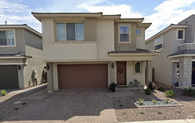 Building Photo - 3539 E Louise Dr