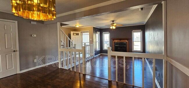 Building Photo - 4504 Marlwood Way