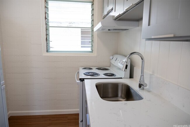 Foto del edificio - 1340 Wilder Ave