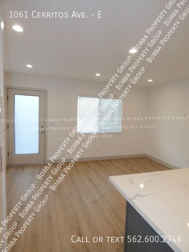 Foto del edificio - *REMODELED 2 BEDROOM 2 BATHROOM WITH PARKI...