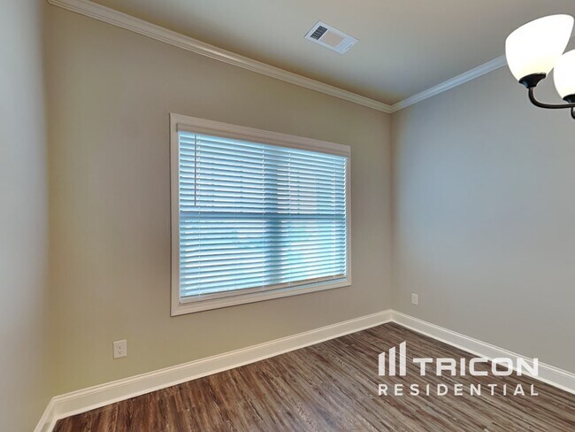 Building Photo - 11074 Shadow Ct