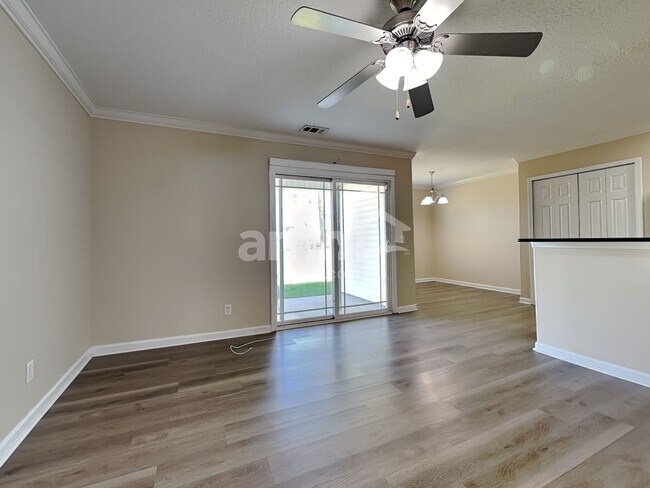Foto del edificio - 189 Fox Glen Ct