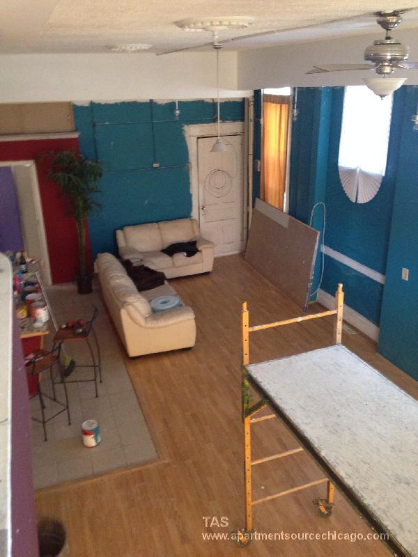 Building Photo - 1300 W Barry Ave