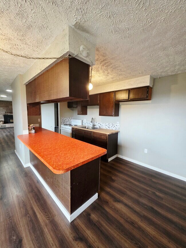 Foto del edificio - 2344 Cozy Nook Rd