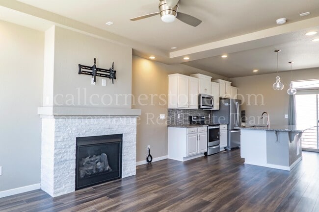 Building Photo - 9330 Timberlake Loop