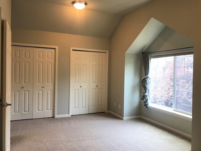 Photo - Beautiful Townhouse Near Green Lake