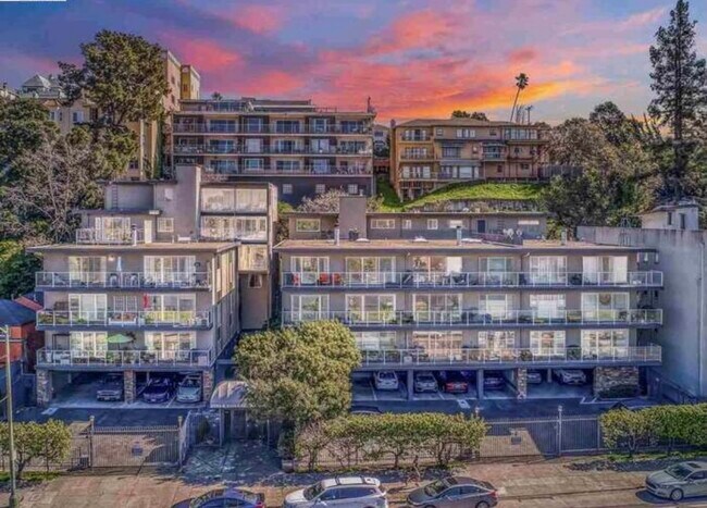 Foto del edificio - 2316 Lakeshore Ave