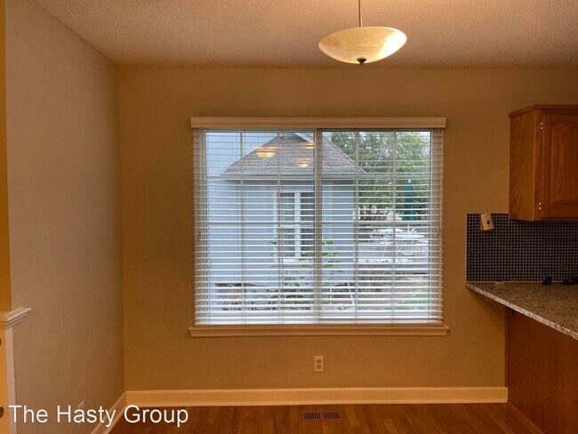 Foto del edificio - 3 br, 2 bath House - 15437 Foster Street