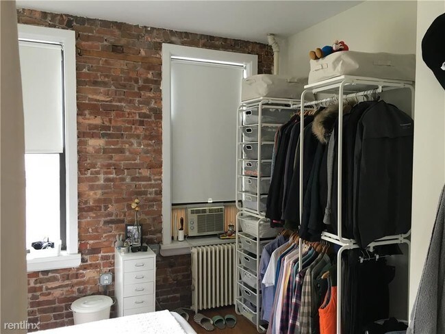 Foto del edificio - 2 br, 1 bath  - 710 5th Ave 2