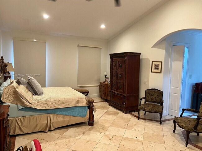 Foto del edificio - 6795 SW 98th St