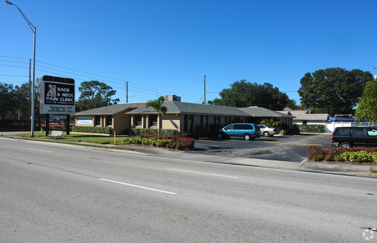 Building Photo - 4800 1st St N