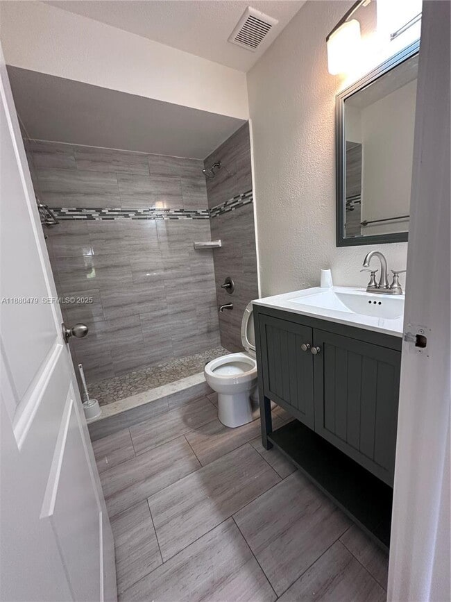 Foto del edificio - 5027 SW 139th Ct