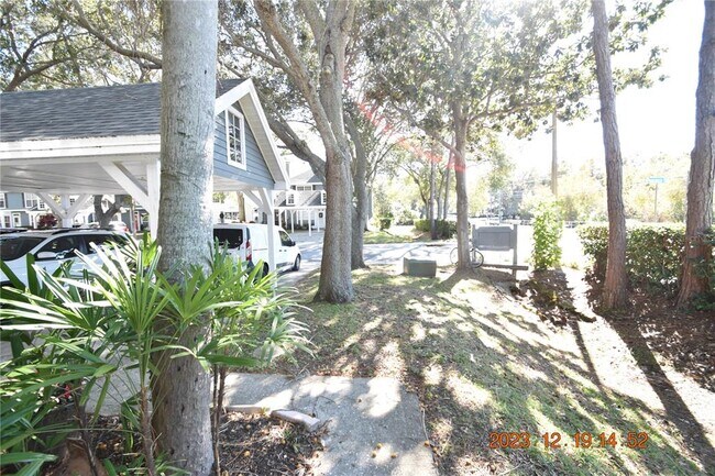 Building Photo - 2701 Penzance St