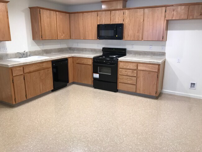 Foto del edificio - 3077 Bright St