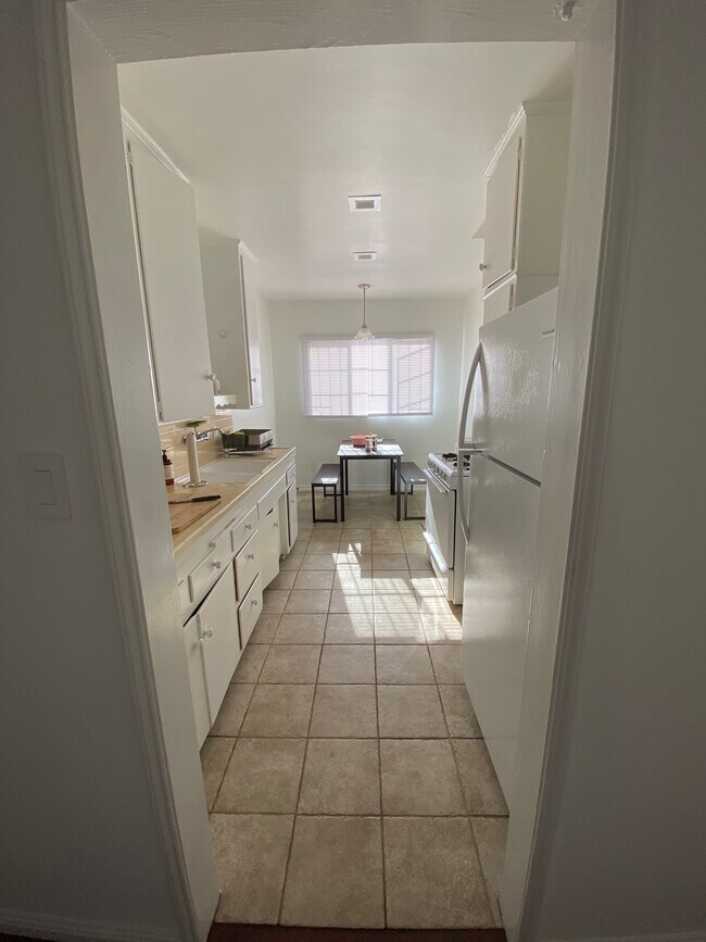 Foto del edificio - 135 S Orlando Ave