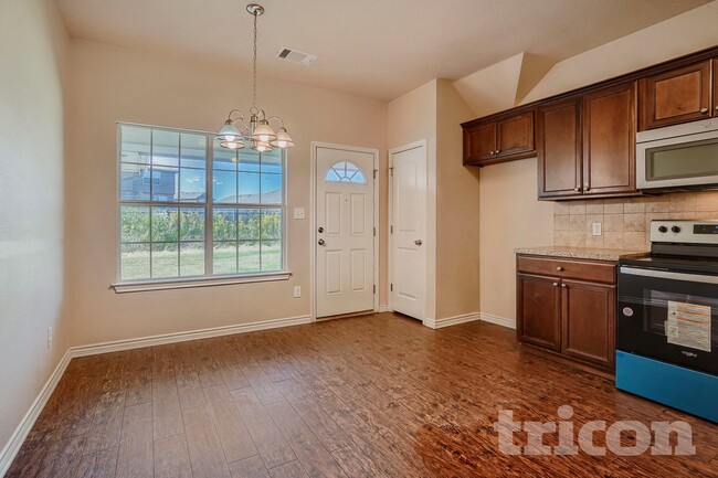 Foto del edificio - 3105 Cardinal Dr