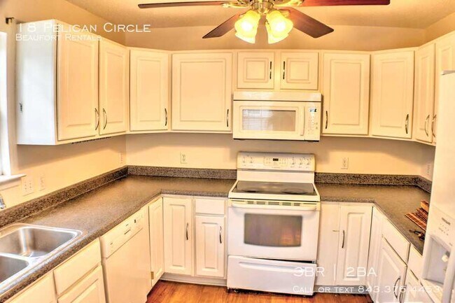 Building Photo - 18 Pelican Circle